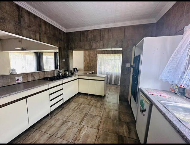 3 BEDROOM HOUSE FOR SALE IN ELSBURG